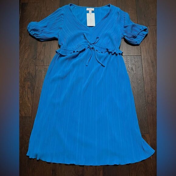 NWT Isabel by Ingrid & Isabel Maternity Puff Sleeves Ruffle Dress Blue SZ Medium - Picture 1 of 7